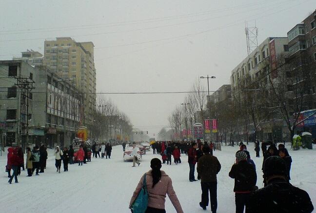 石家莊下雪啦，明天上班你知道注意什么嗎？